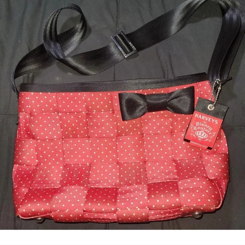 Harvey's Disney Couture Seatbelt Bag Minnie Mouse Bow Red Black White Polka Dot